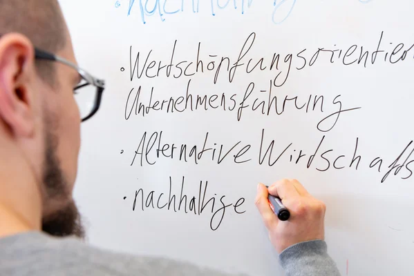 Fachbereich Nachhaltige Wirtschaft an der HNEE Fachbereich Nachhaltige Wirtschaft an der HNEE