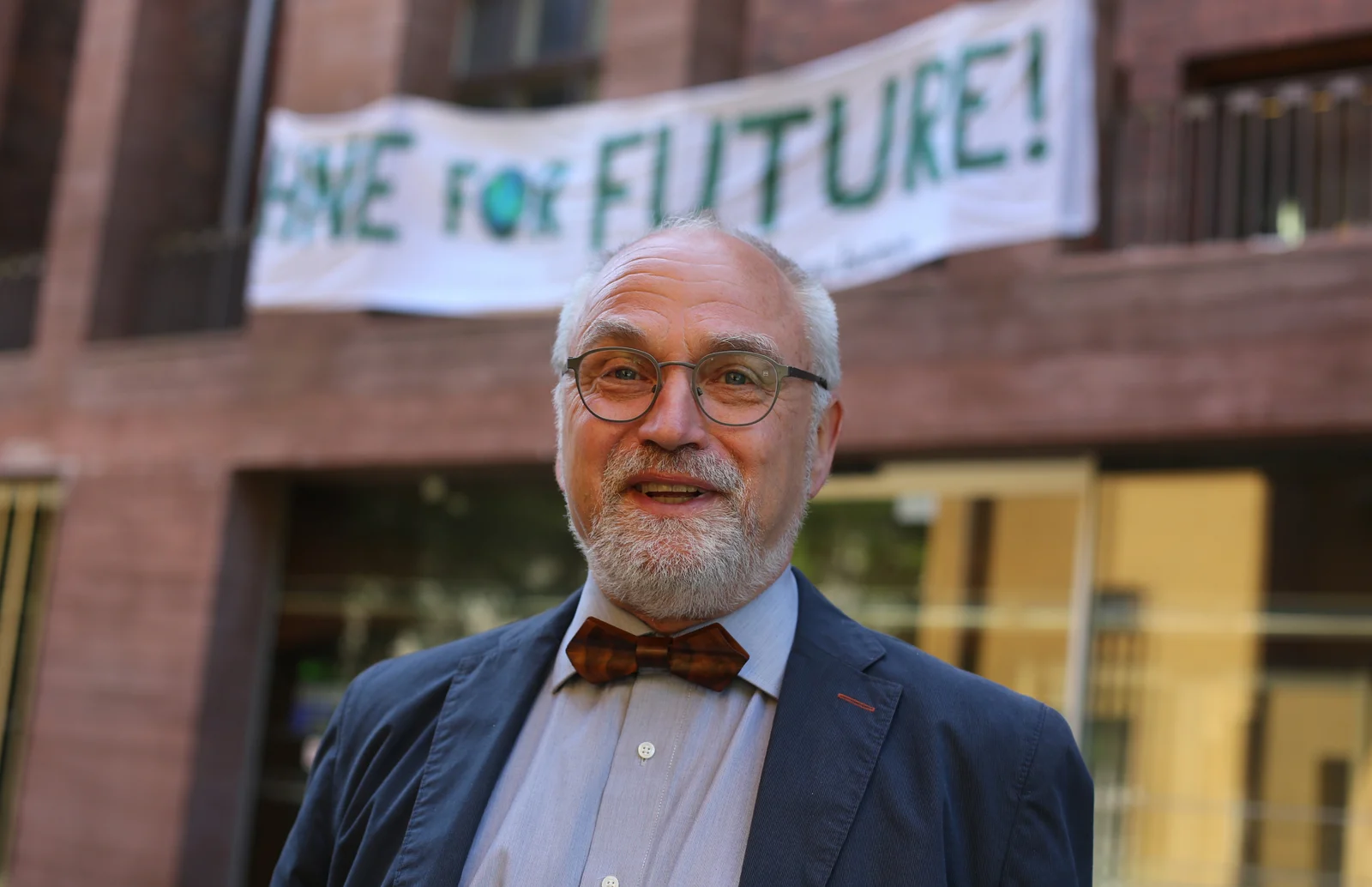 Prof Dr Wilhelm-Günther Vahrson Prof Dr Wilhelm-Günther Vahrson